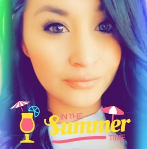 Meet your Posher, Leticia